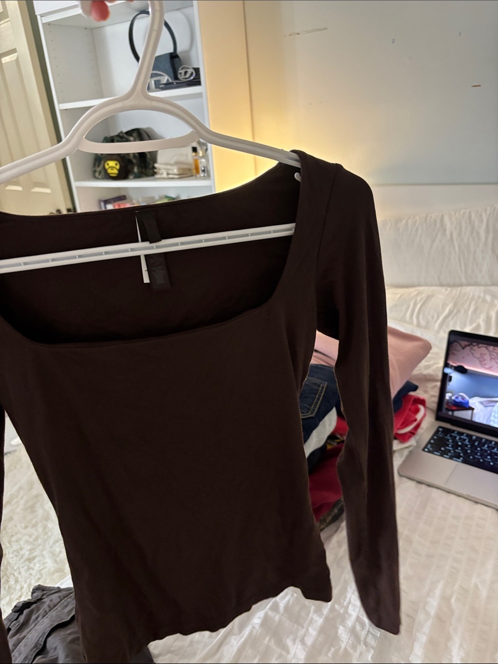 Skims Brown SCOOP NECK LONG SLEEVE TOP
